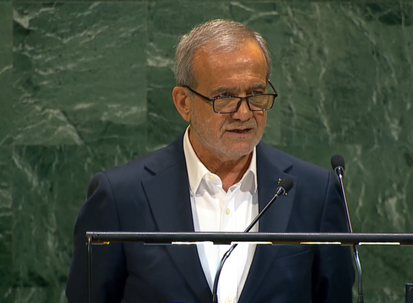 بزشكيان: إيران لا تسعى لبناء قنبلة نووية