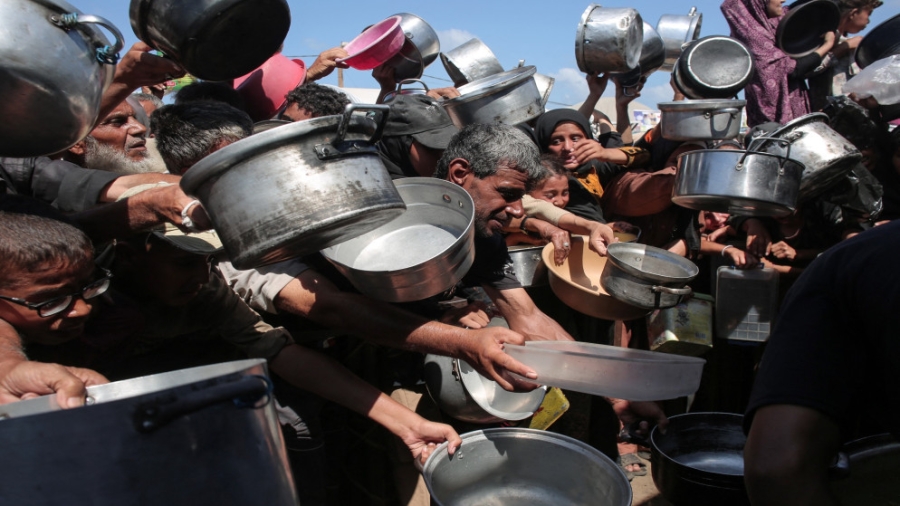 37 شهيدا خلال الساعات الماضية في قطاع غزة