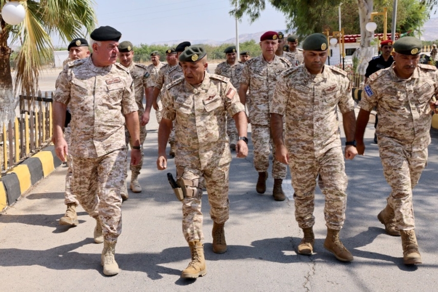 رئيس هيئة الأركان المشتركة يزور كتيبة حرس الحدود 9 الملكية