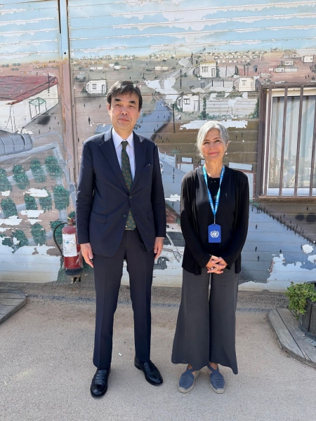 السفير الياباني يطلع على أوضاع اللاجئين في الزعتري