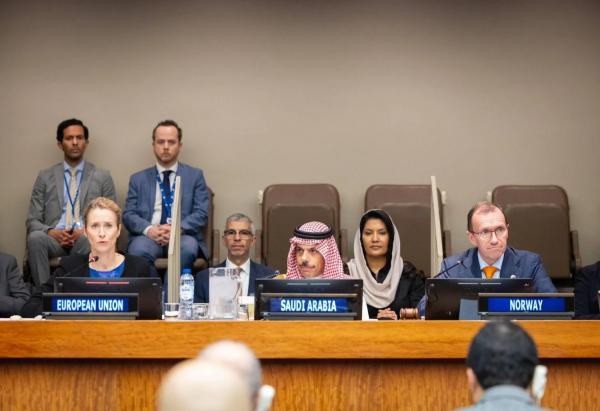 السعودية تعلن تحالفاً دولياً لتمويل السلطة الفلسطينية