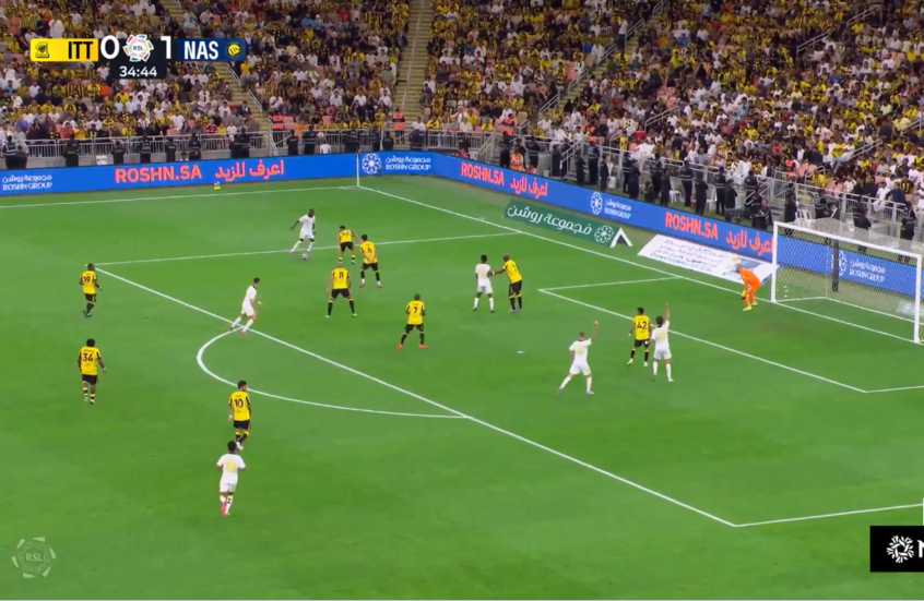 رونالدو يهز شباك الاتحاد بطريقة رائعة (فيديو)