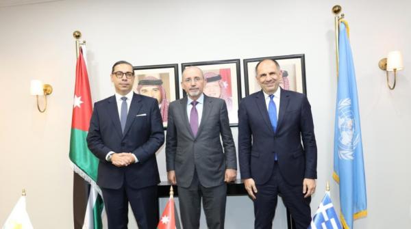 مباحثات أردنية يونانية قبرصية في إطار آلية التعاون الثلاثي