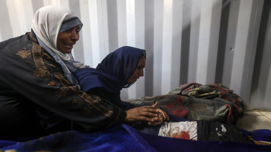 21 شهيدا بقصف الاحتلال مناطق مختلفة في قطاع غزة فجر السبت