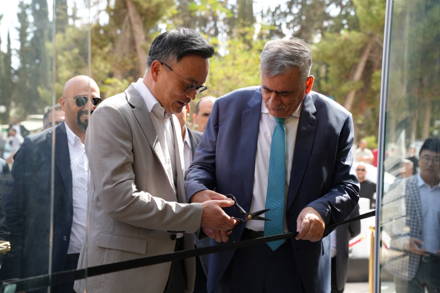 سامسونج إلكترونيكس المشرق العربي تفتتح أول معرض من نوعه في المنطقة داخل حرم الجامعة الأردنية