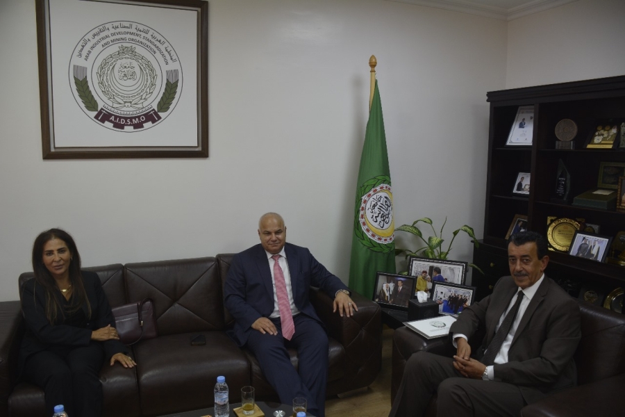 البكار يبحث مع مدير الإيدسمو التعاون المشترك