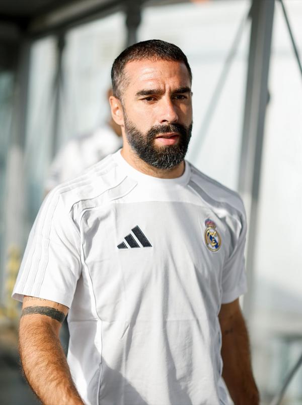 إيقاف كارفاخال مبارتين في دوري ابطال اوروبا