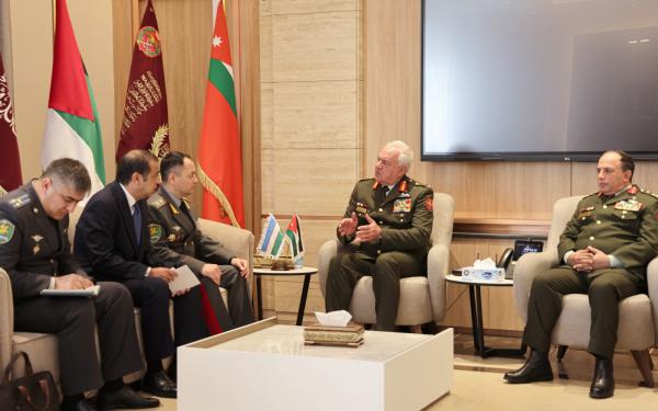 بالصور...الأردن وأوزبكستان يوقعان مذكرة تفاهم في مجالات الصناعات الدفاعية