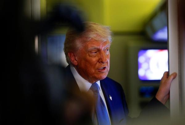 ترامب في لقاء مع الجنرالات: أميركا تشهد حربا من الداخل