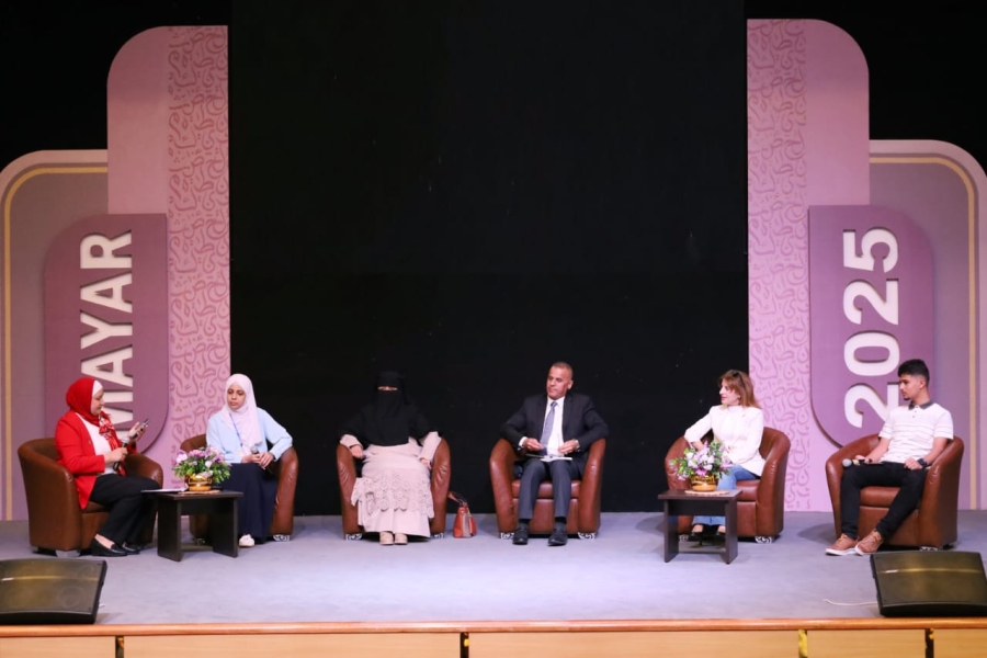 تربية الجامعة تنظم كرنفال التوأمة الإلكترونية لإقليم الوسط