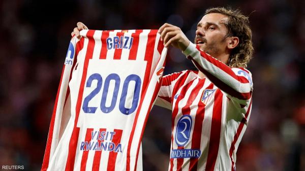 أتليتيكو يكتسح فرانكفورت بخماسية .. وغريزمان يحتفل بالهدف رقم 200