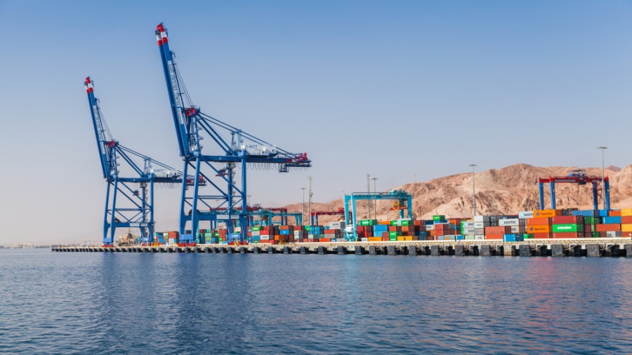ميناء حاويات العقبة يسجل رقما قياسيا جديدا بمناولة 94#44;541 حاوية في أيلول