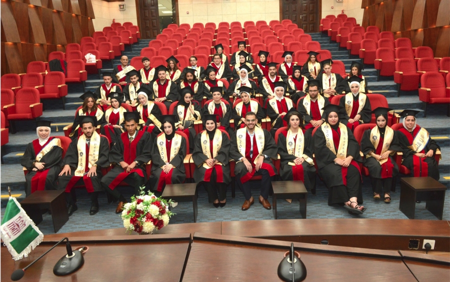 مركز التعليم المستمر في جامعة البترا يحتفل بتخريج الفوج الثاني عشر من الدبلومات التدريبية