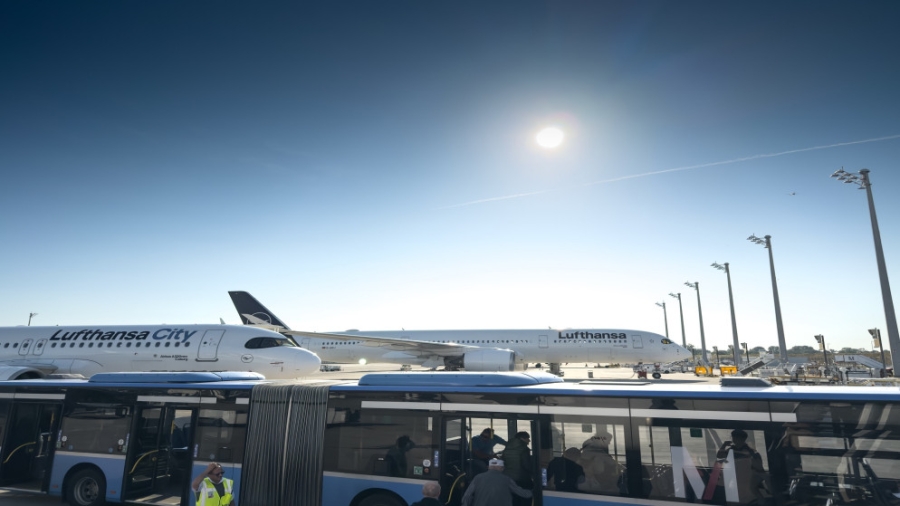 مطار ميونيخ يستأنف عملياته بعد تعليقها بسبب رصد طائرات مسيرة