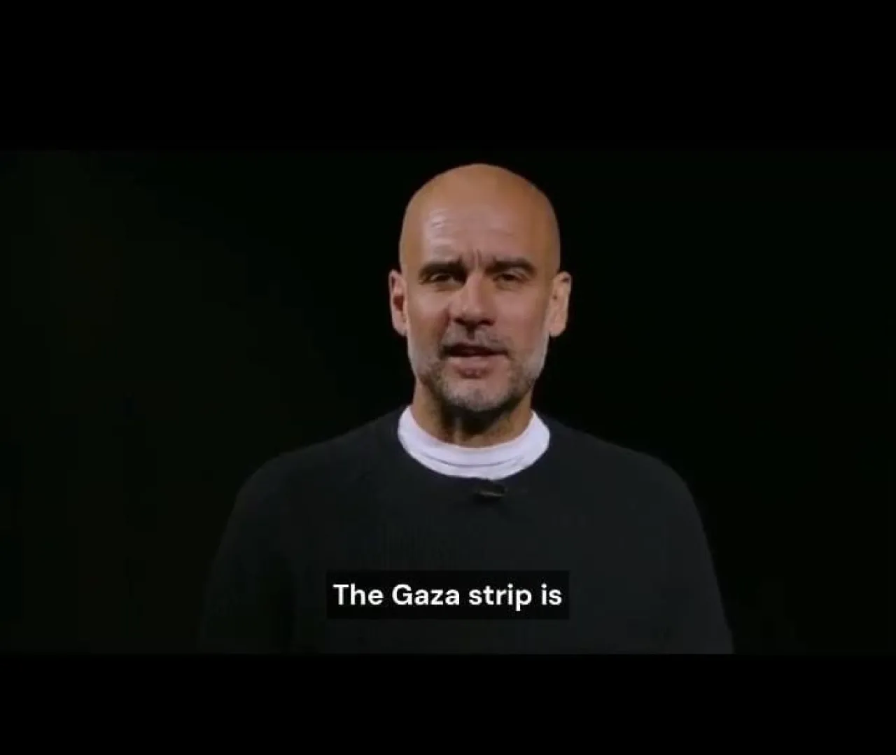 غوارديولا يدعو لإغلاق شوارع برشلونة تضامنًا مع غزة