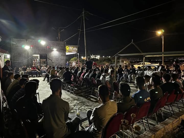 بدوريات ليلية  .....شباب عشيرة القرعان يطلقون مبادرة لحماية شجر الزيتون بعد تكرار السرقات في لواء الطيبة