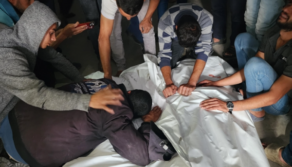 70 شهيدًا فلسطينيًا بنيران إسرائيلية في غزة منذ فجر السبت