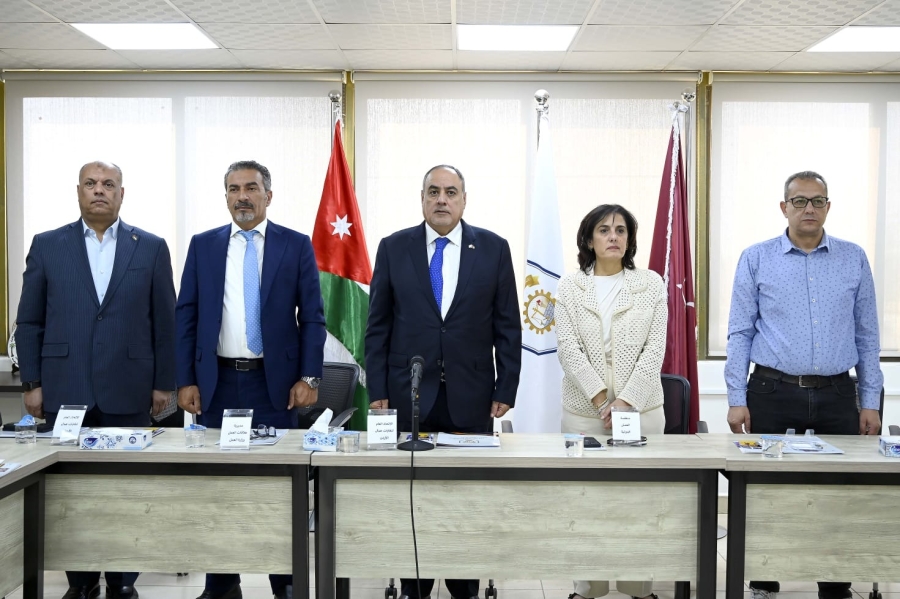 فاعليات تؤكد أهمية تمكين المعلم وتعزيز مسيرة التعليم