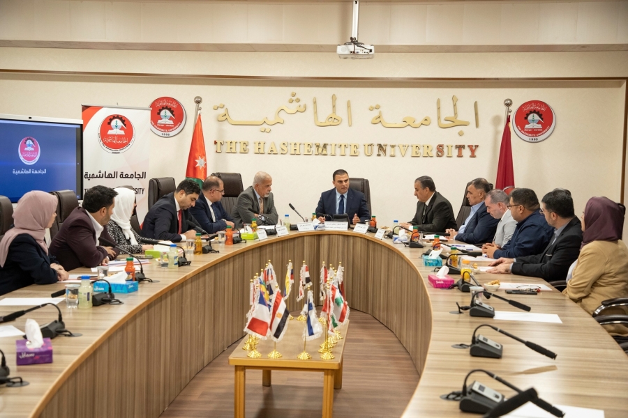 جامعات تنظم برامج علمية وثقافية متنوعة