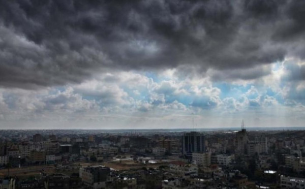 انخفاض طفيف على درجات الحرارة وأجواء لطيفة مع تحذيرات من الضباب صباحا