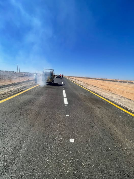 إنجاز صيانة طريق الجفر – الحسينية بكلفة 175 ألف دينار قبل الموعد