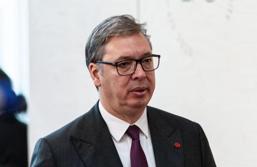 فوتشيتش: صربيا ملتزمة بالحفاظ على ضبط النفس والنأي عن النزاعات