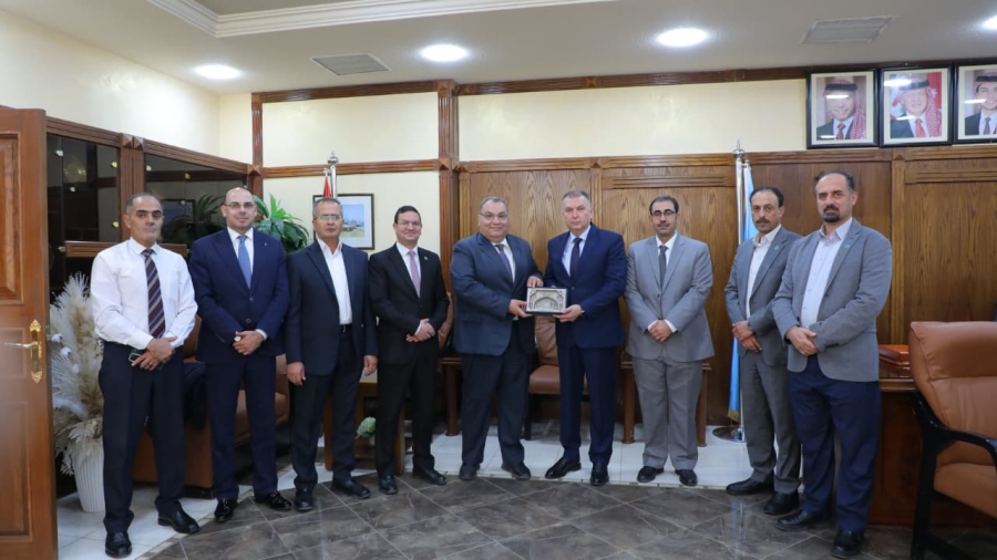 جامعة الزرقاء وجمعية البنوك الأردنية توقّعان اتفاقية تعاون