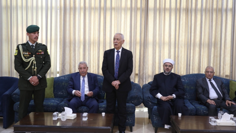 مندوبا عن الملك وولي العهد...العيسوي يعزي النوافعة ورمضان وإسعيفان والموصلي