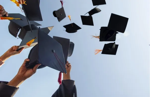 بالأسماء .. أوائل امتحان الشامل للدورة الصيفية 2025