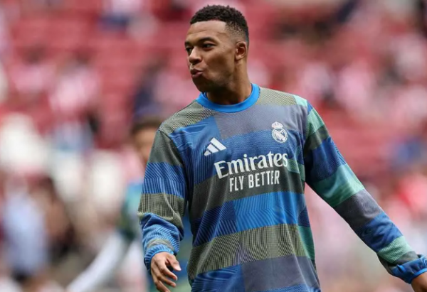 إغلاق تحقيق يتهم مبابي بقضية اغتصاب في السويد