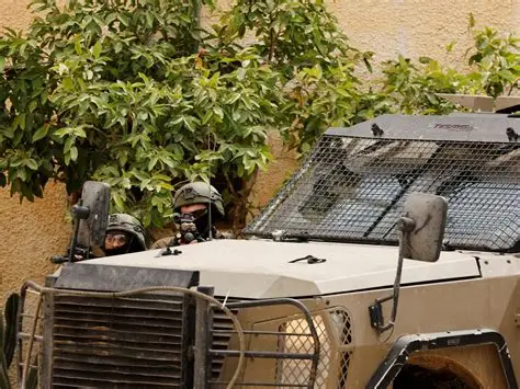 قوات الاحتلال تقتحم بلدة طمون