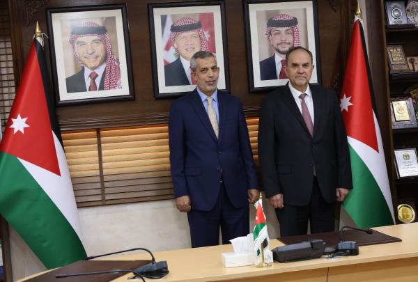 37 محاميا يؤدون اليمين القانونية أمام وزير العدل