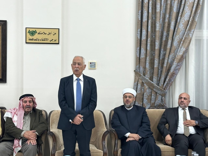 مندوبا عن الملك وولي العهد...العيسوي يعزي عشيرة أبو سليم