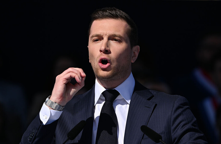 حزب التجمع الوطني الفرنسي: إعادة تكليف لوكورنو إهانة للديمقراطية تعكس عزلة ماكرون وخوفه من الشعب