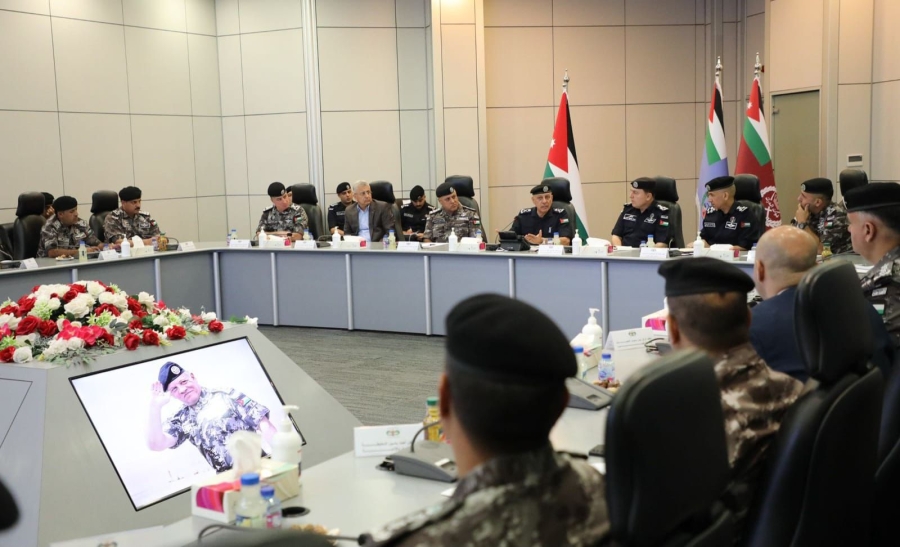 اللواء المعايطة يزور قيادة قوات الدرك ويؤكد على جاهزيتها العالية وحرفية منتسبيها