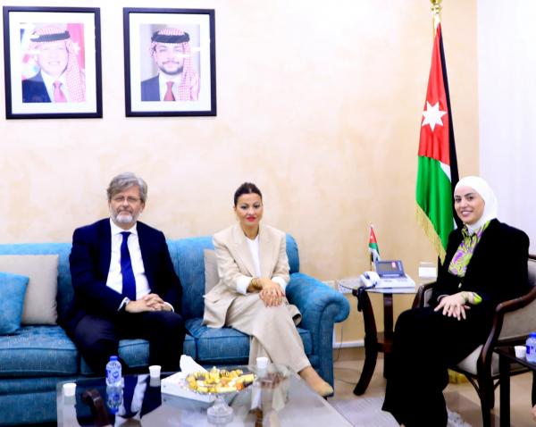 الأردن وإسبانيا يؤكدان توسيع التعاون الاجتماعي بين البلدين