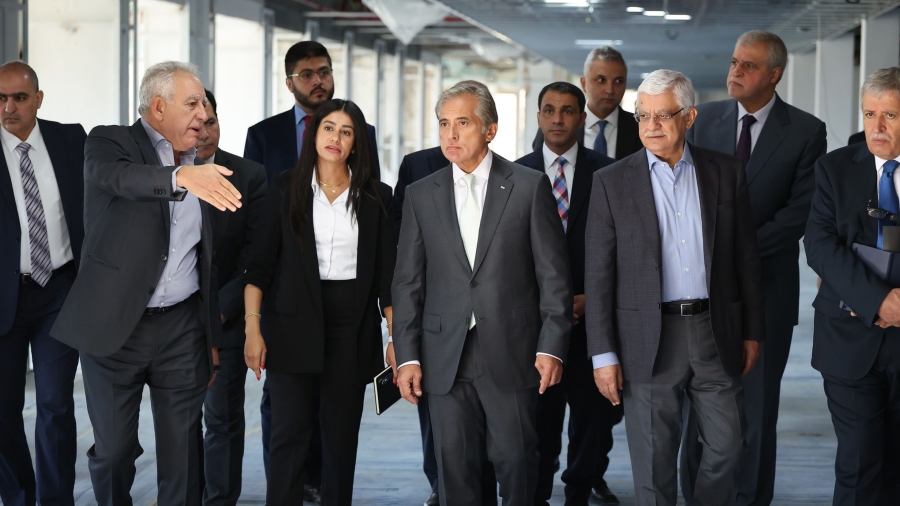 رئيس الوزراء يوجّه بتشغيل مطار عمّان المدني قبل نهاية العام