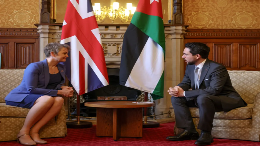 ولي العهد يشدد على السلام ودعم الفلسطينيين خلال لقائه وزيرة الشؤون الخارجية البريطانية