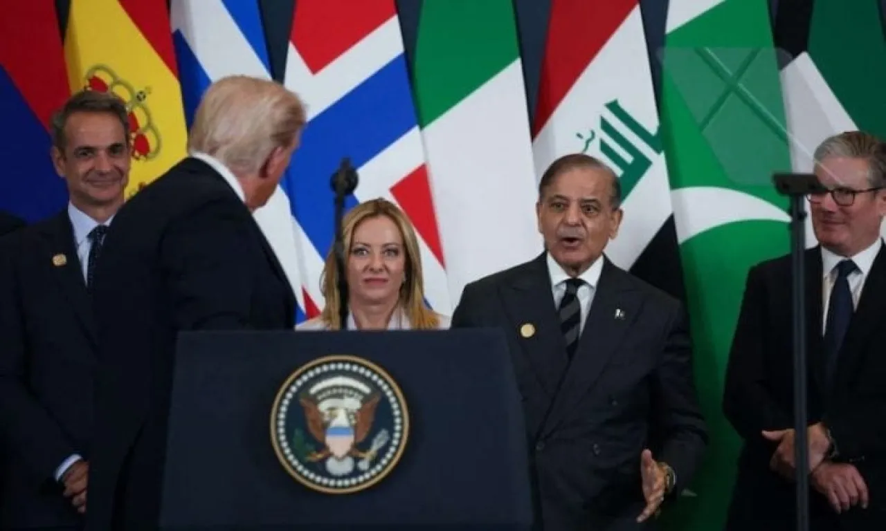 ترمب يغازل رئيسة الوزراء الإيطالية : هل يزعجك إن قلت إنك جميلة؟