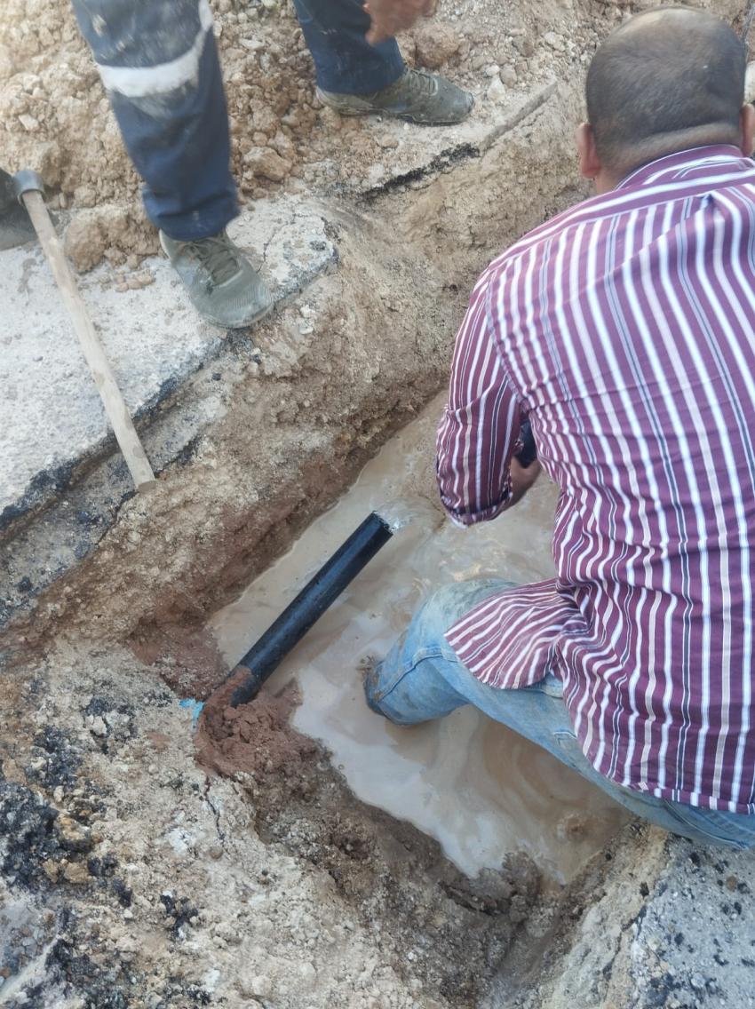 بالأسماء...ضبط اعتداءات على خطوط مياه في عدة مناطق
