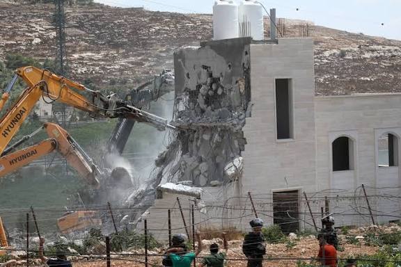 استمرار الانتهاكات الإسرائيلية في مدن الضفة الغربية والقدس المحتلة