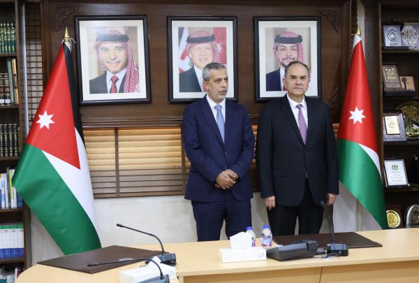 45 محاميا يؤدون اليمين القانونية أمام وزير العدل