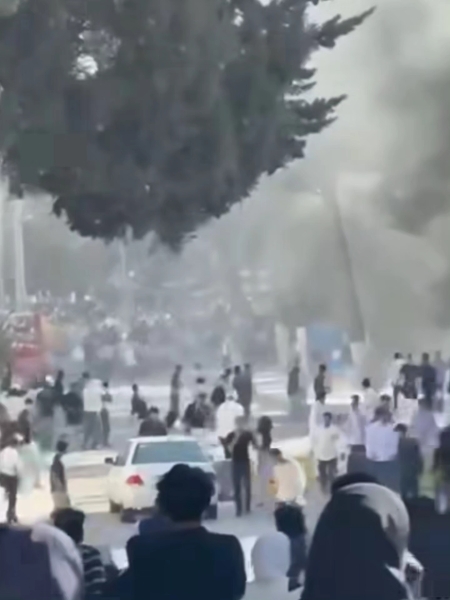 الأمن العام : ضبط 42 شخصاً شاركوا بمشاجرة وقعت داخل الجامعة الأردنية أثناء مغادرتهم