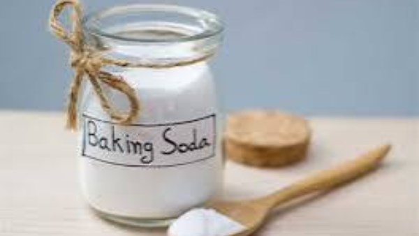 «استخدامات مذهلة لصودا الخبز».. 10 حيل منزلية غير متوقعة تجعل حياتك أسهل وأنظف