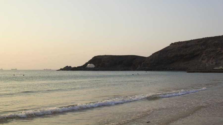 هيئة بحرية: استهداف سفينة بمقذوف غير معلوم قبالة عدن باليمن