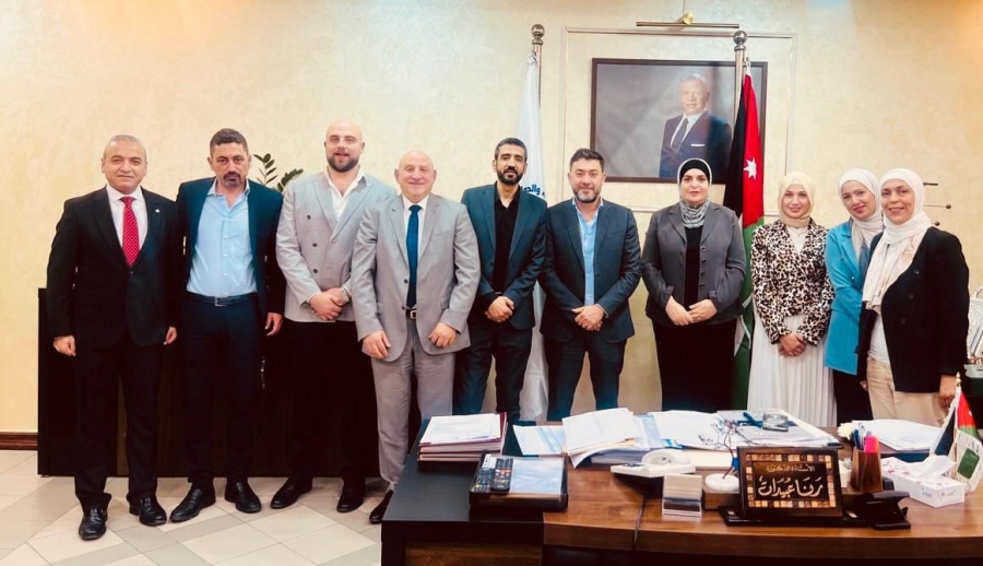 بحث قضايا تهم قطاع صناعة المكملات الغذائية