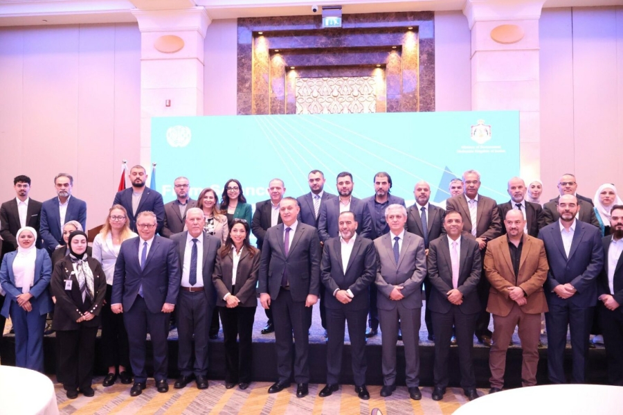 الأردن يطلق مشاريع استراتيجية لتحويل القطاع الصناعي نحو تقنيات صديقة للبيئة