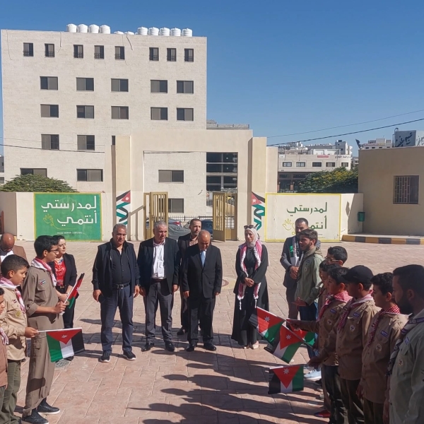 بالصور...وزير التربية يتابع سير التعليم المهني وانتخابات الطلاب في مدارس لواء القويسمة