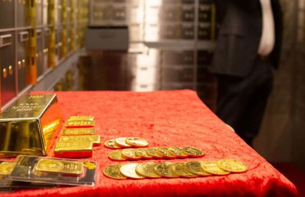 هبوط قاسي للذهب والفضة عالمياً بعد موجة صعود قياسية