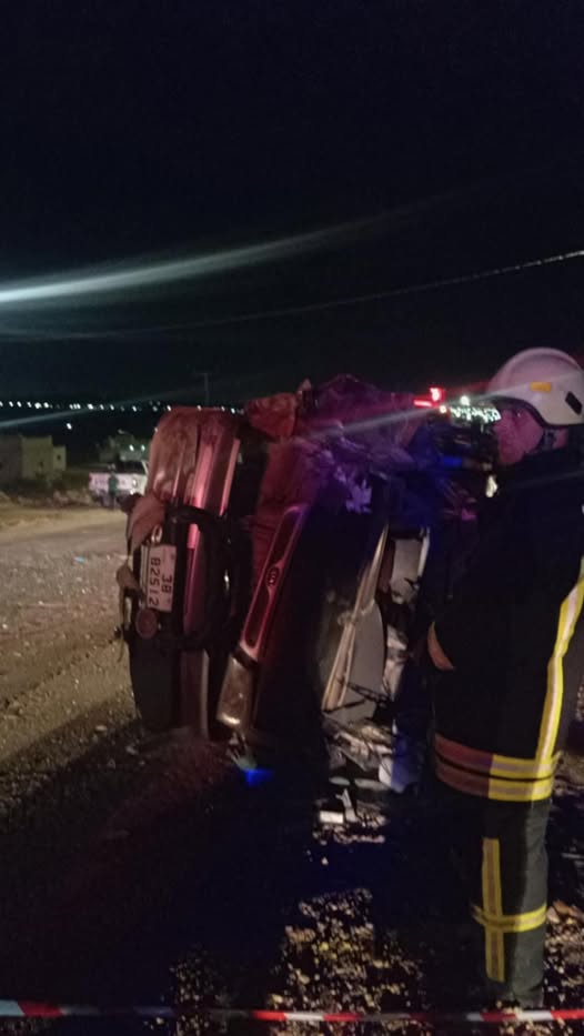 وفاة شخص وإصابة 4 اخرين على طريق المكيفته